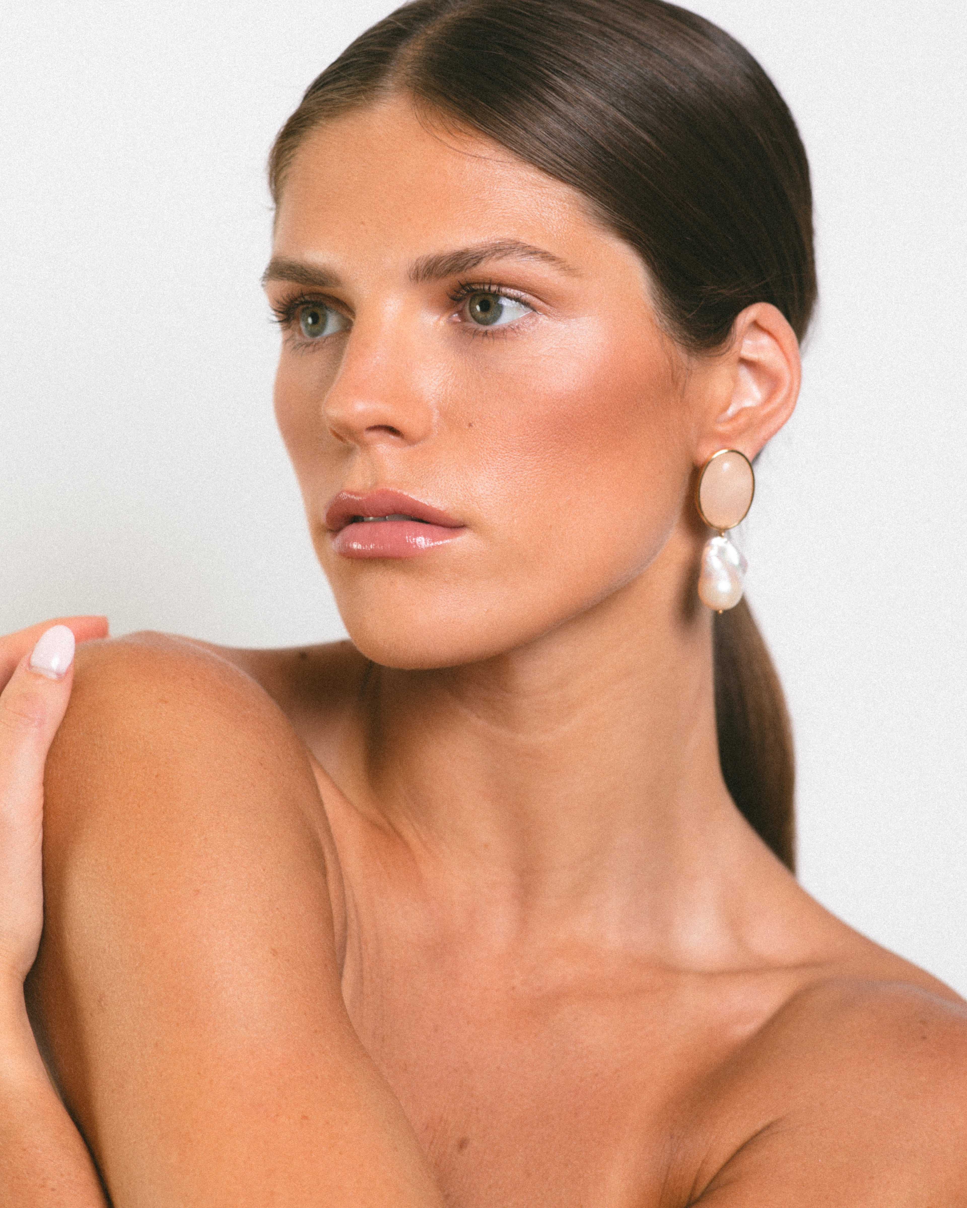 Keep Them Guest-ing Earrings- Rose Quartz